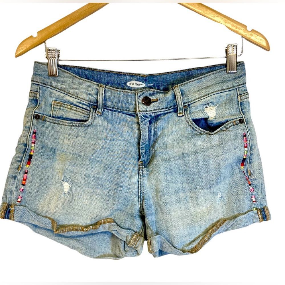 Old Navy Melisse Boyfriend Embroidered Cutoff Denim Shorts Size 10